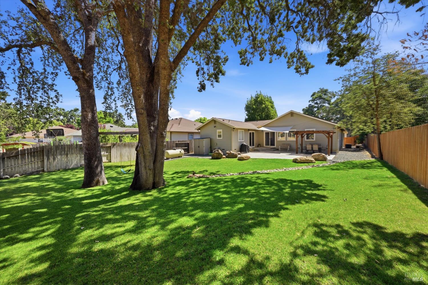 1090 Penelope Court Lakeport CA 95453