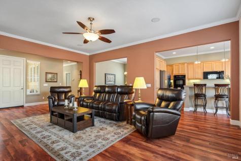 280 Decanter Circle Windsor CA 95492