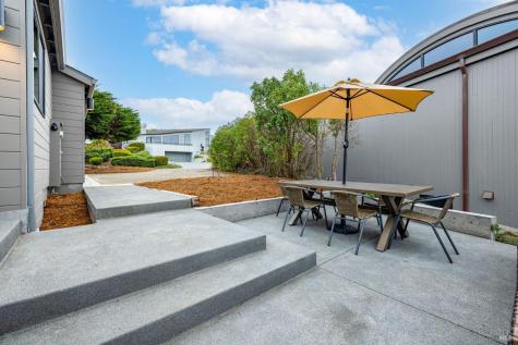 20690 Mockingbird Road Bodega Bay CA 94923