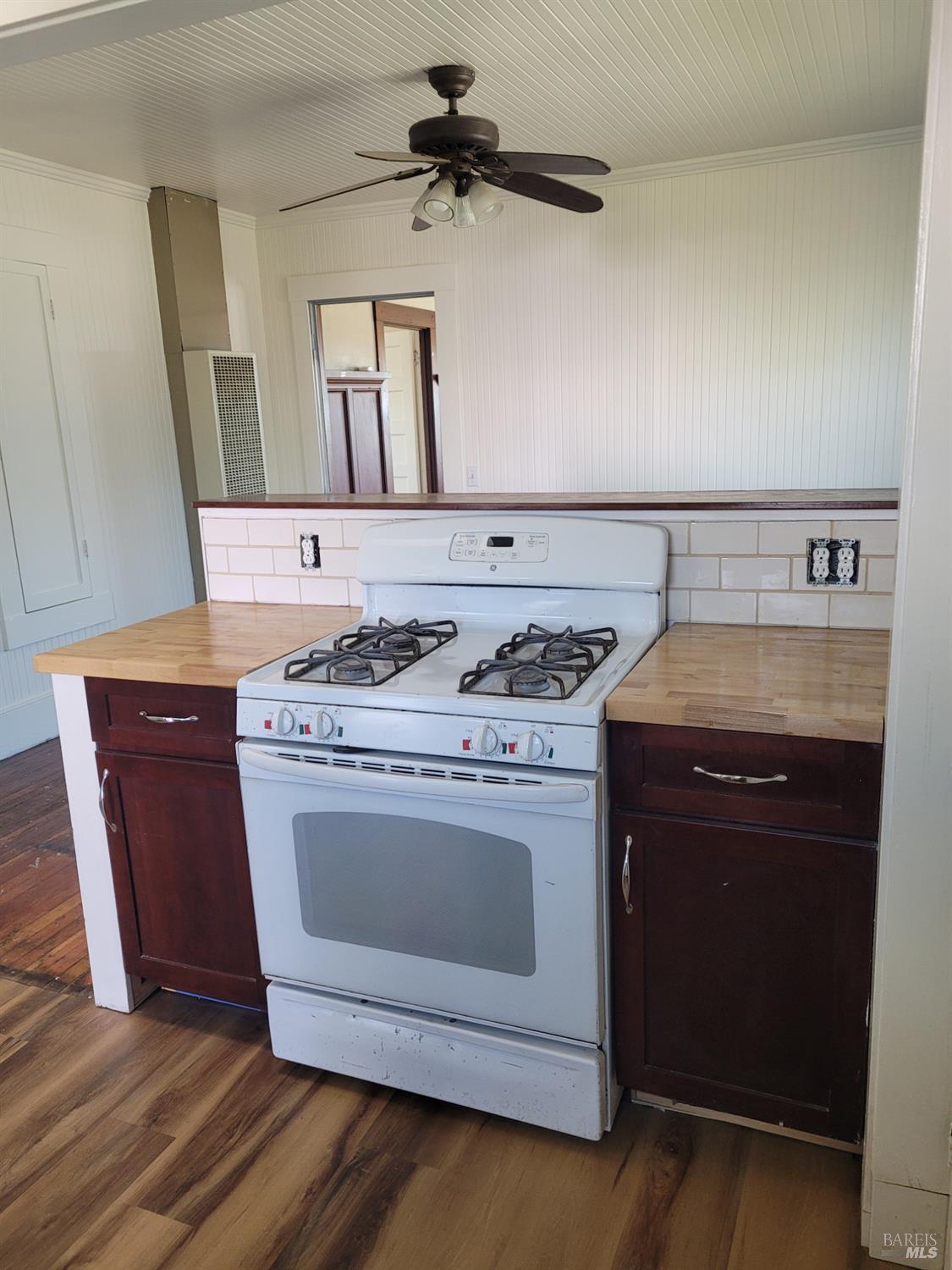 260 S Franklin Street Fort Bragg CA 95437