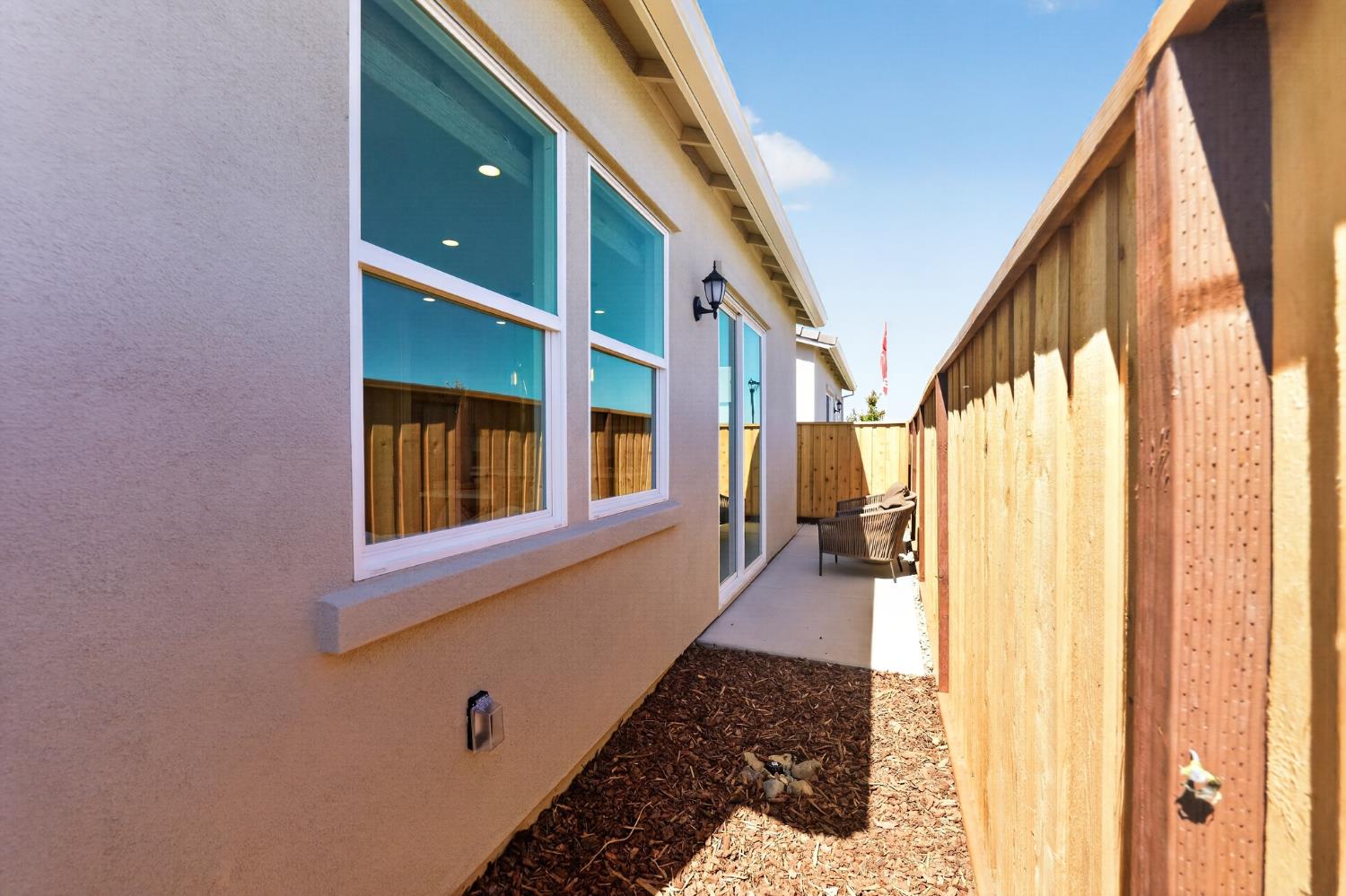 2065 Angele Terrace Davis CA 95616