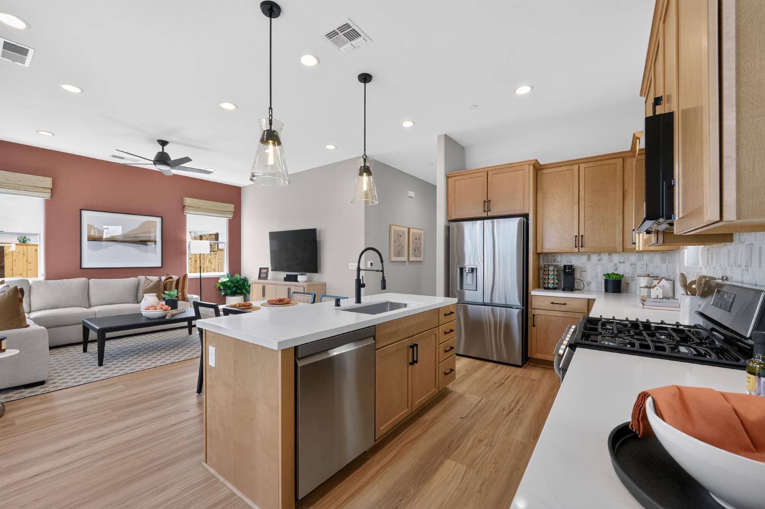 2065 Angele Terrace Davis CA 95616
