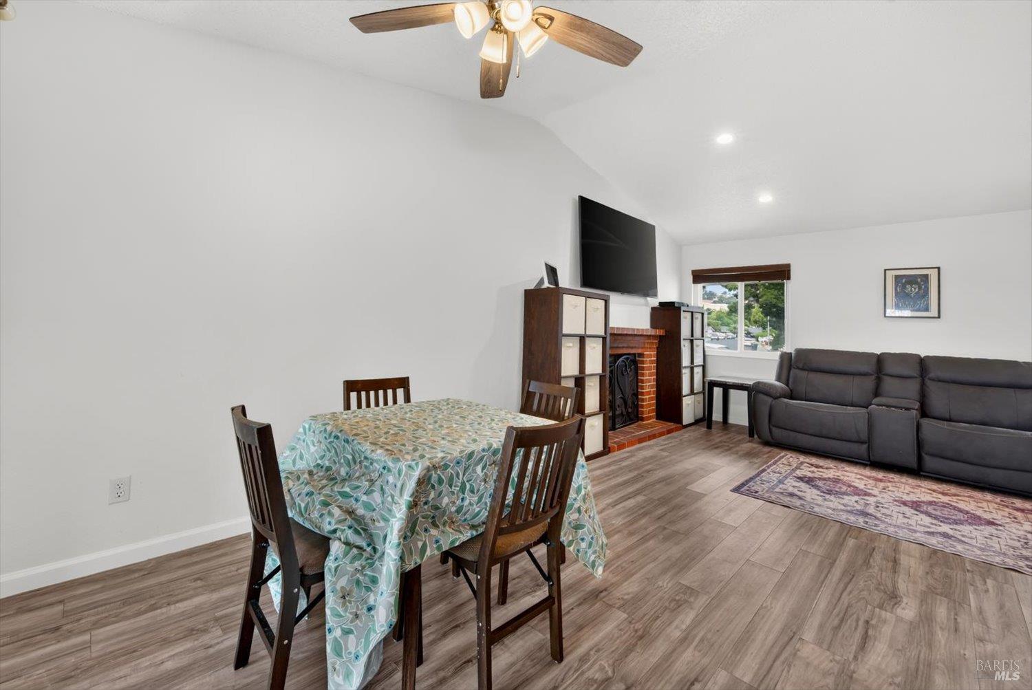 453 Shannon Drive Vacaville CA 95688