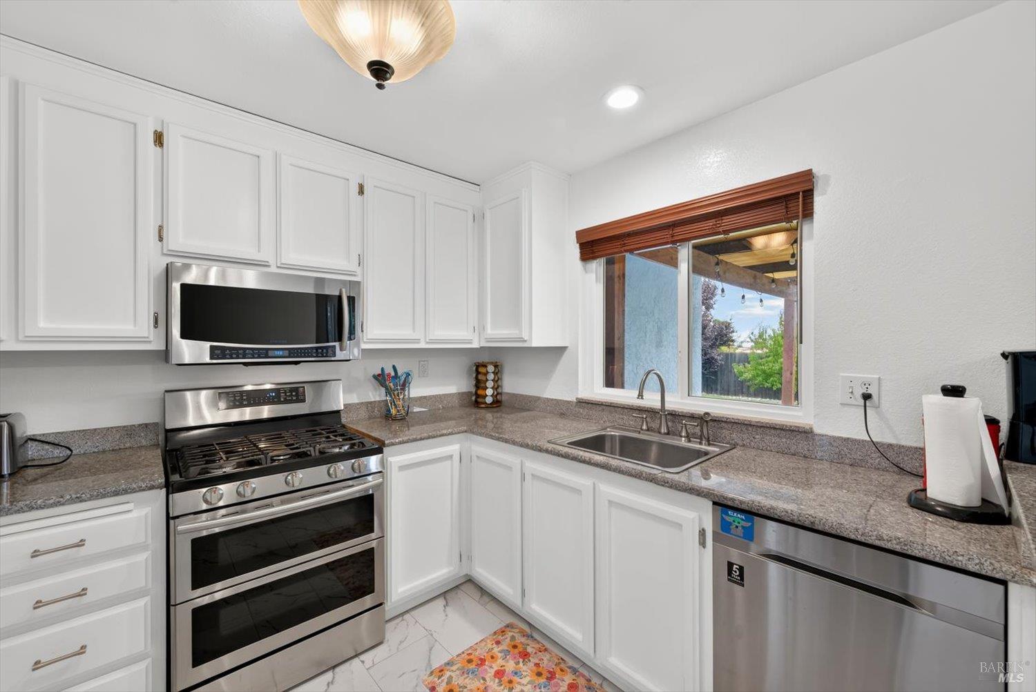 453 Shannon Drive Vacaville CA 95688