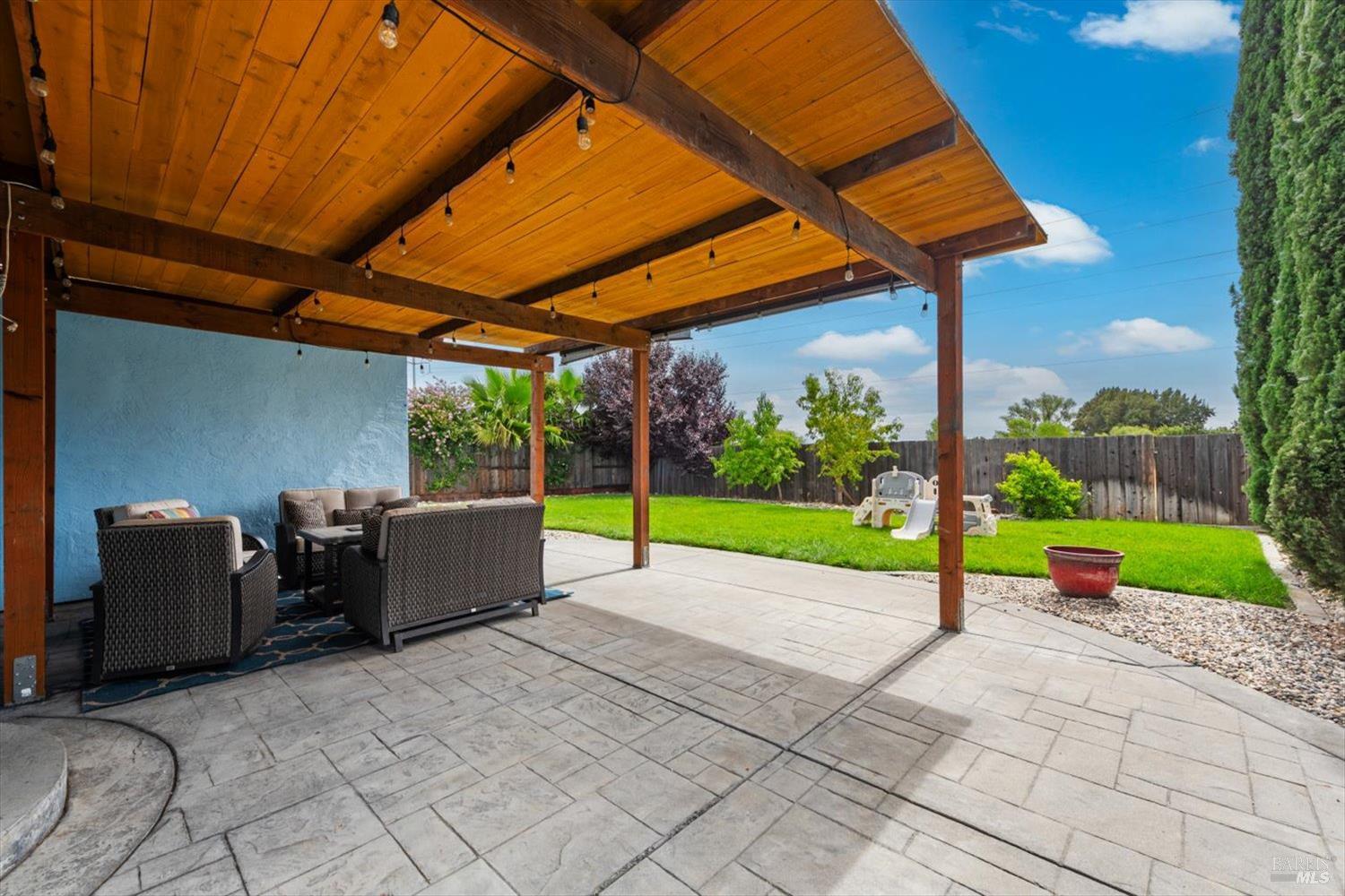 453 Shannon Drive Vacaville CA 95688