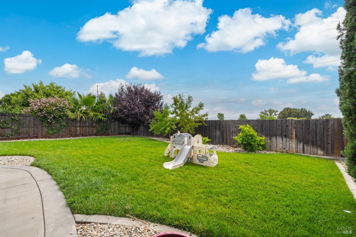 453 Shannon Drive Vacaville CA 95688