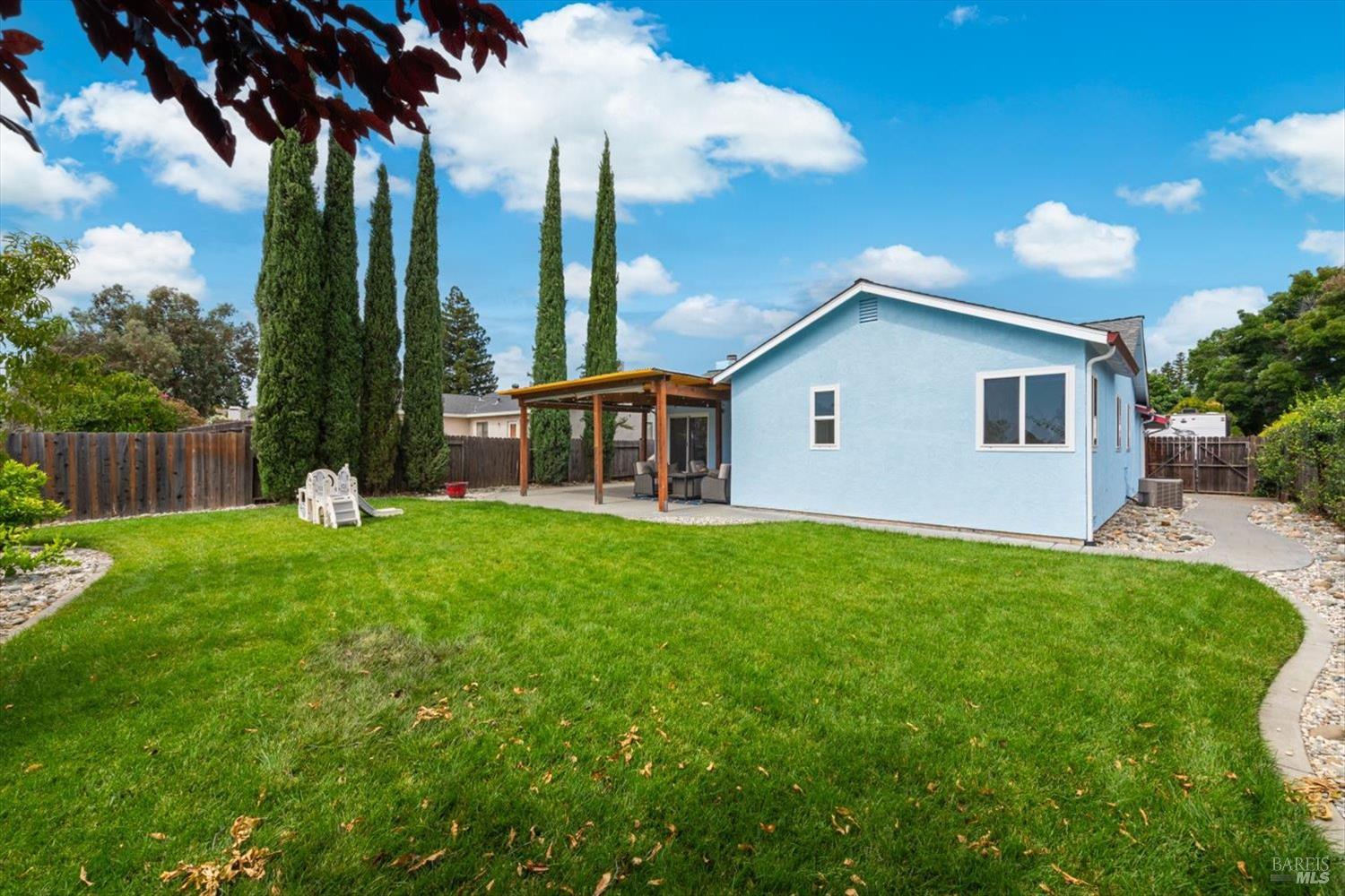 453 Shannon Drive Vacaville CA 95688