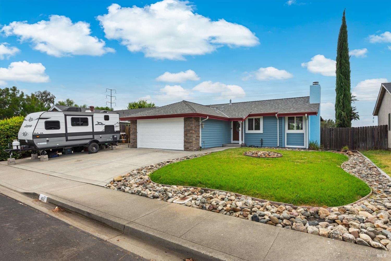 453 Shannon Drive Vacaville CA 95688