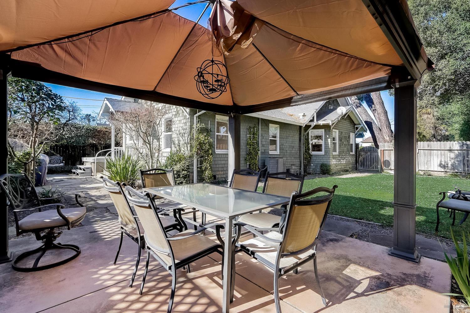 1343 B Street Napa CA 94559