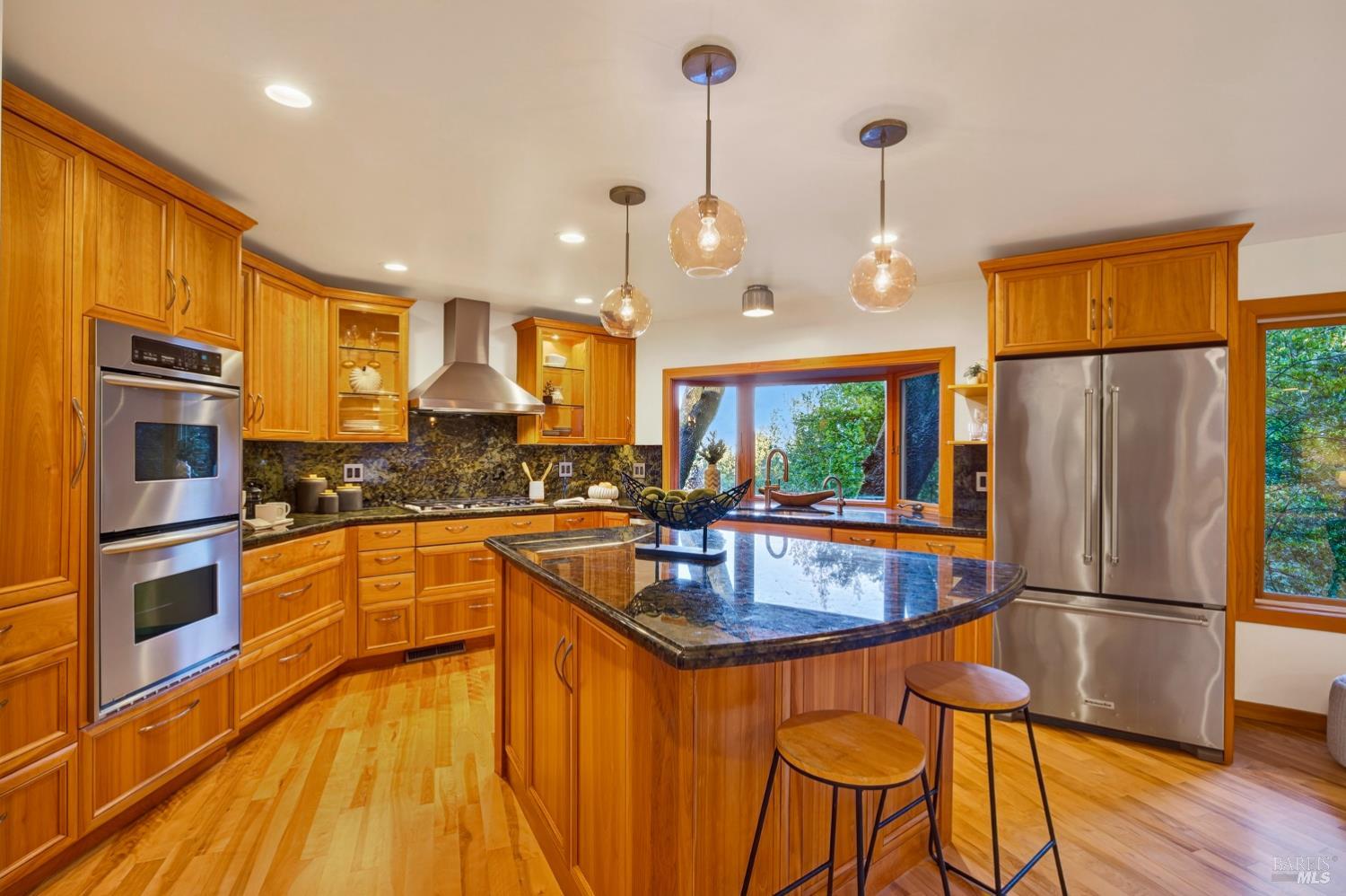 569 Edgewood Avenue Mill Valley CA 94941