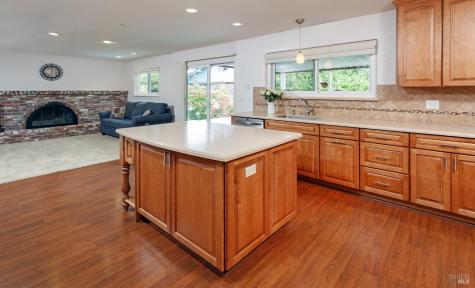 6064 Dolores Drive Rohnert Park CA 94928