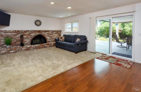 6064 Dolores Drive Rohnert Park CA 94928