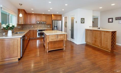 6064 Dolores Drive Rohnert Park CA 94928