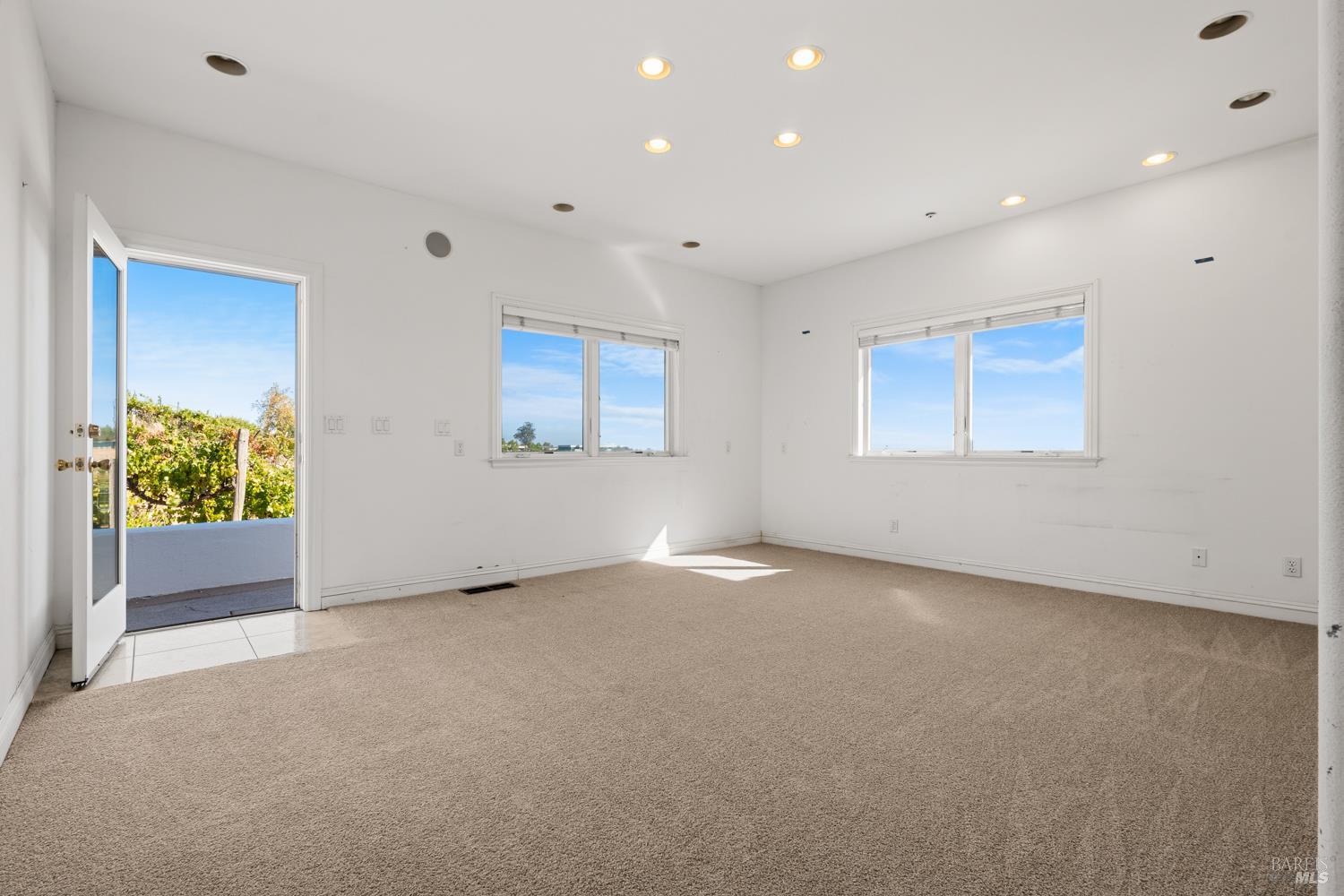 4076-4080 Old Redwood Highway Santa Rosa CA 95403