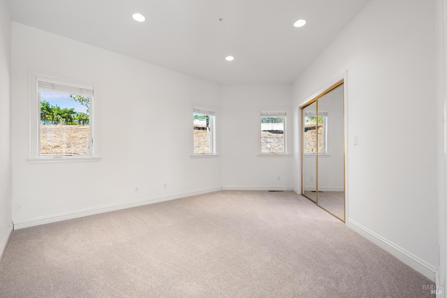 4076-4080 Old Redwood Highway Santa Rosa CA 95403