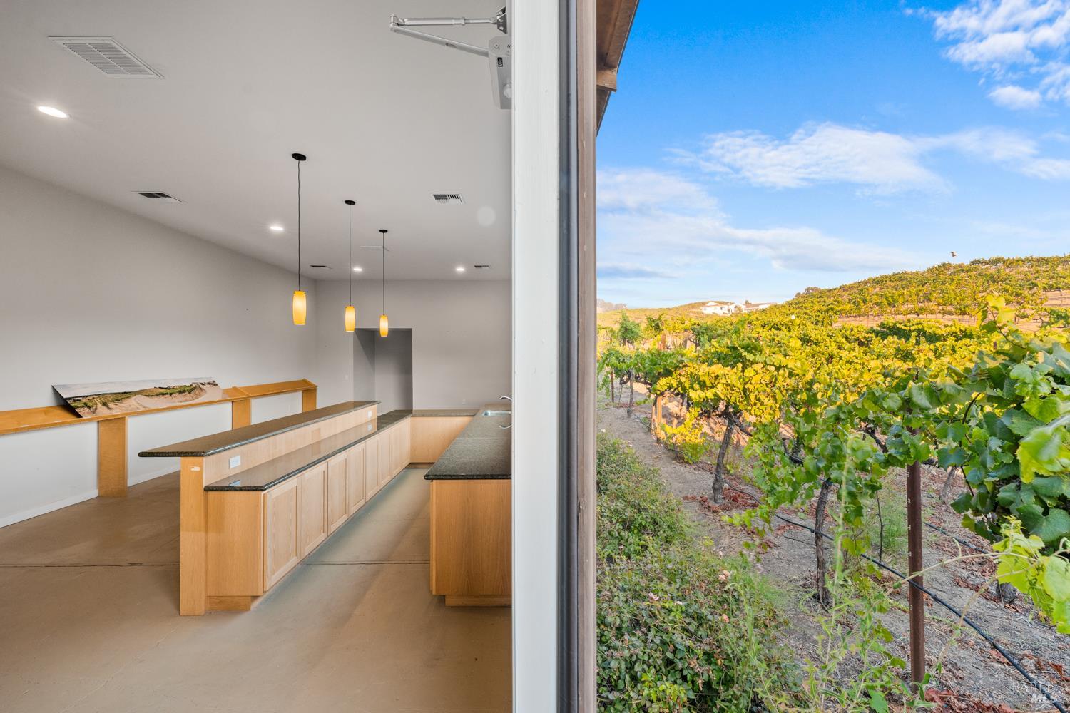 4076-4080 Old Redwood Highway Santa Rosa CA 95403