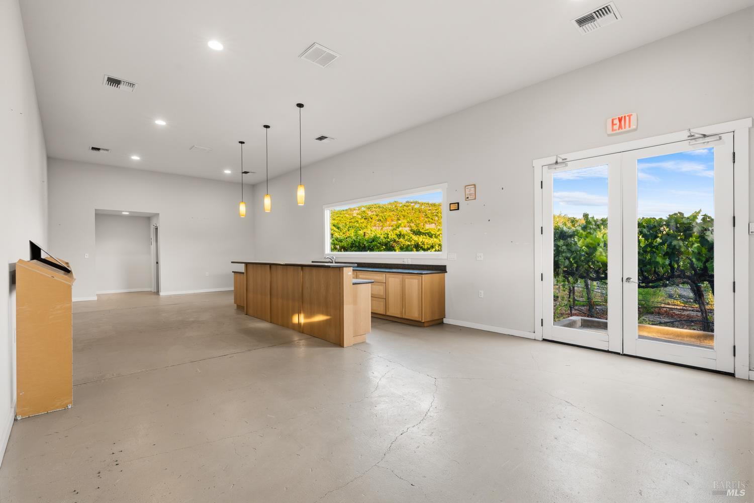 4076-4080 Old Redwood Highway Santa Rosa CA 95403