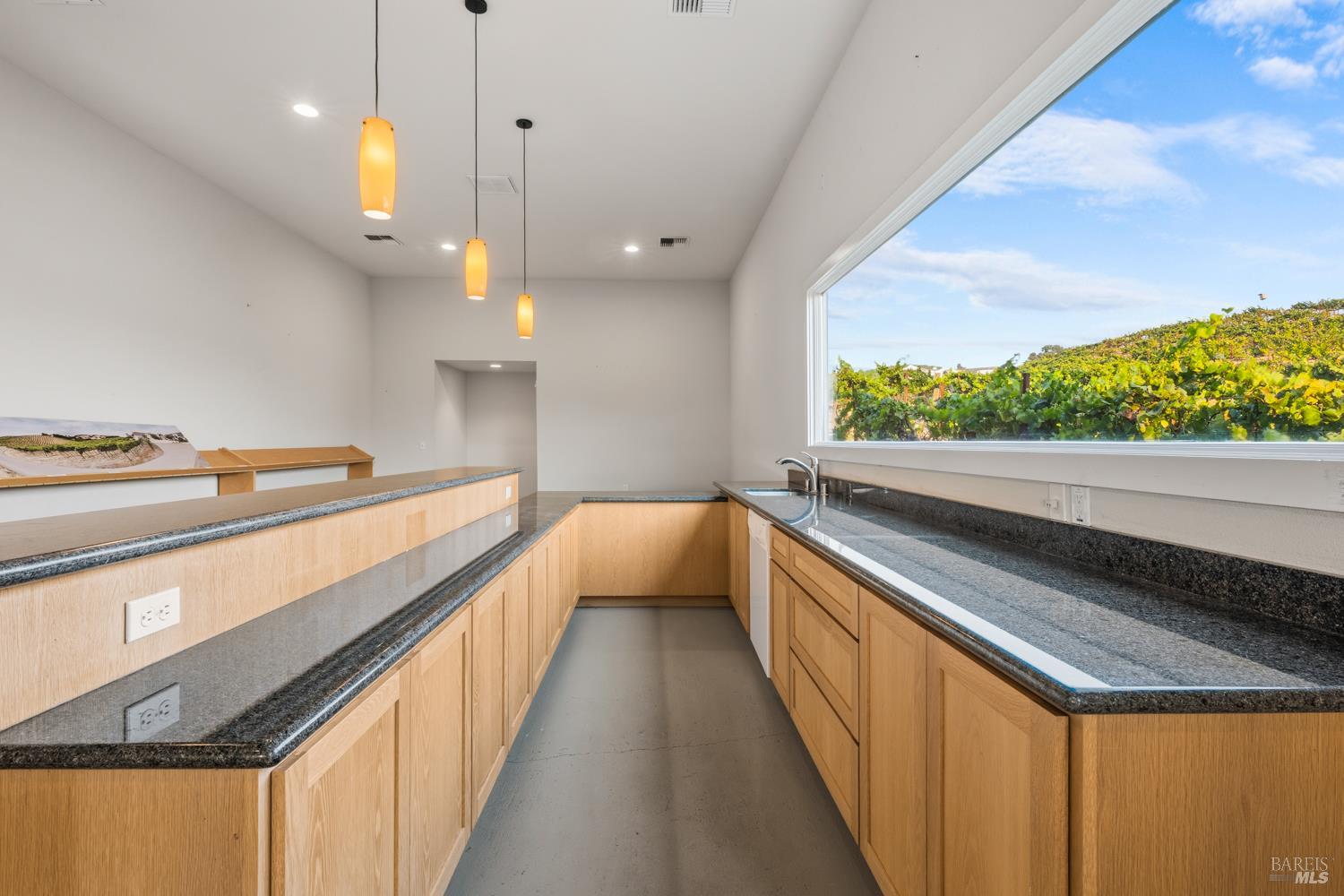 4076-4080 Old Redwood Highway Santa Rosa CA 95403