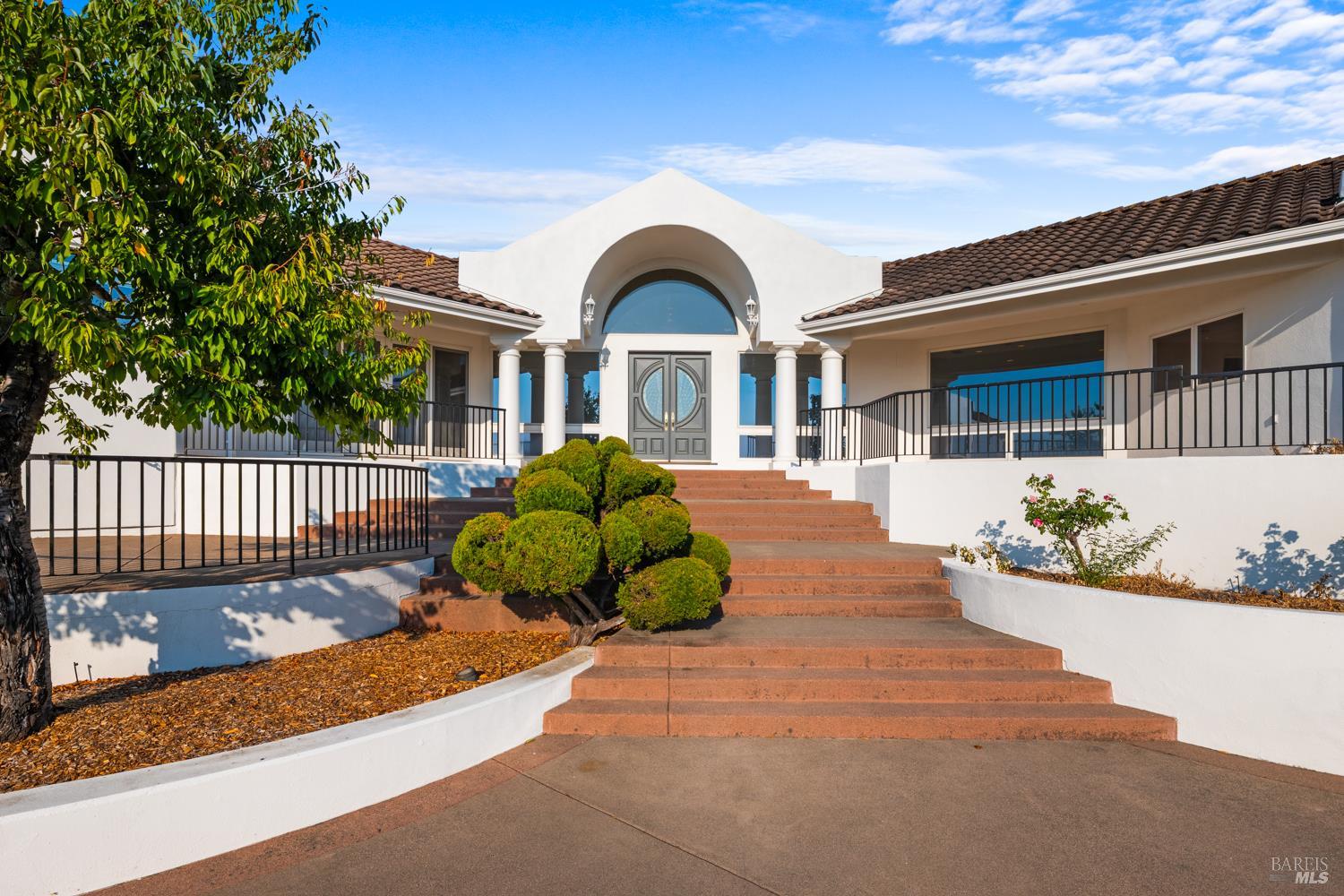 4076-4080 Old Redwood Highway Santa Rosa CA 95403