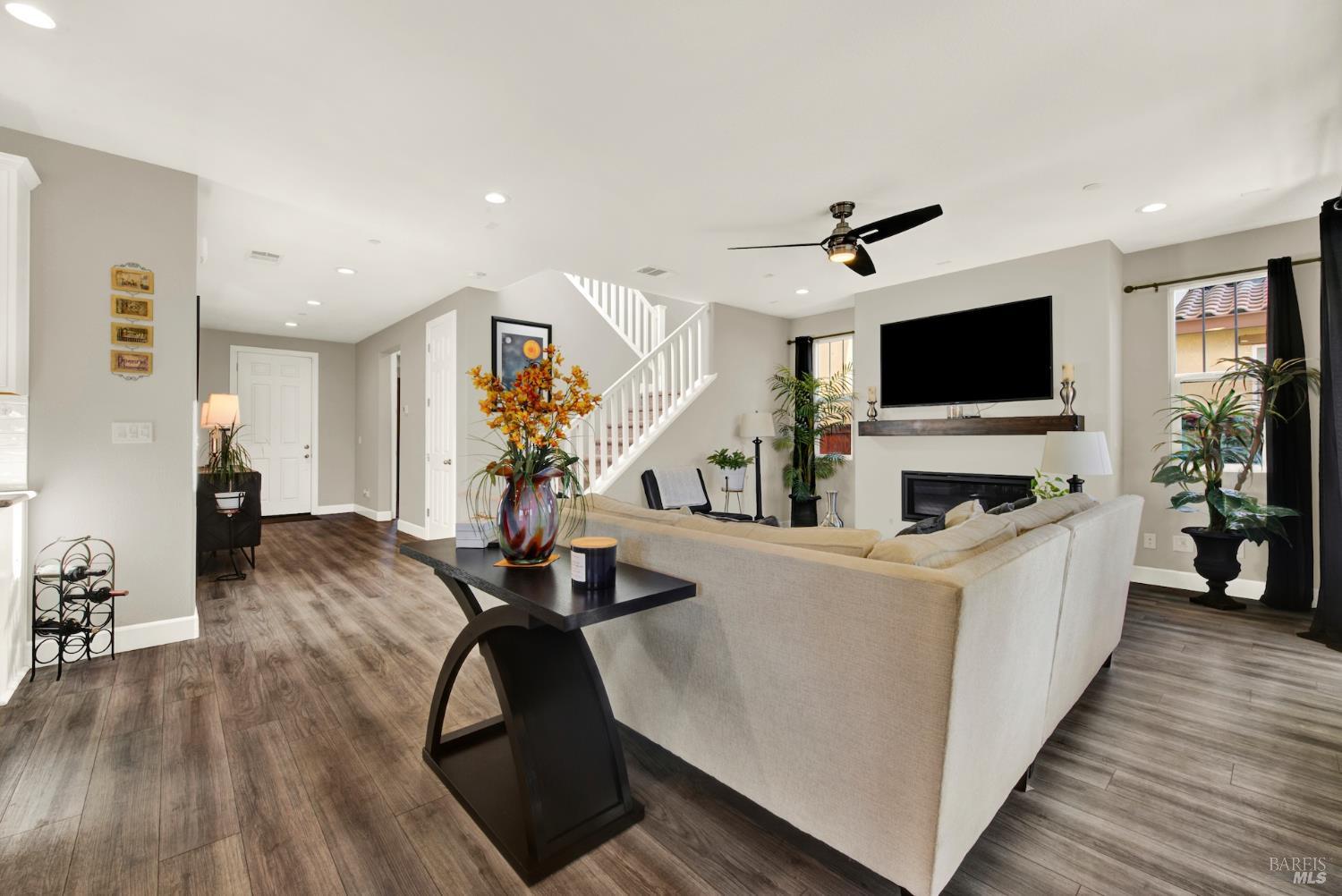 1535 Sword Street Dixon CA 95620