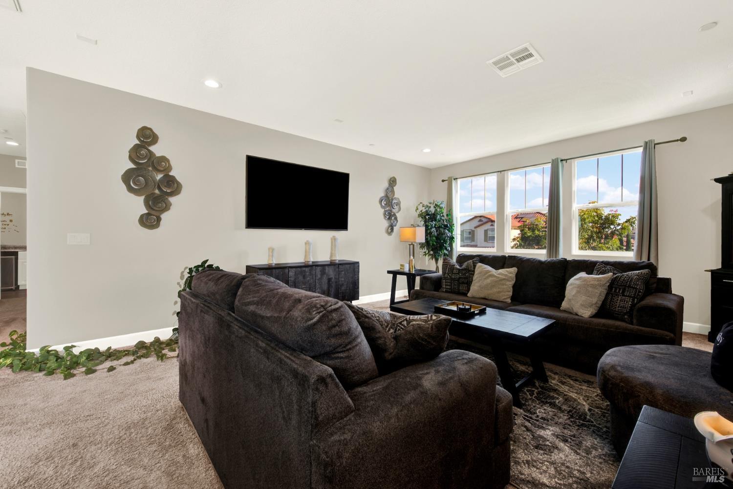 1535 Sword Street Dixon CA 95620