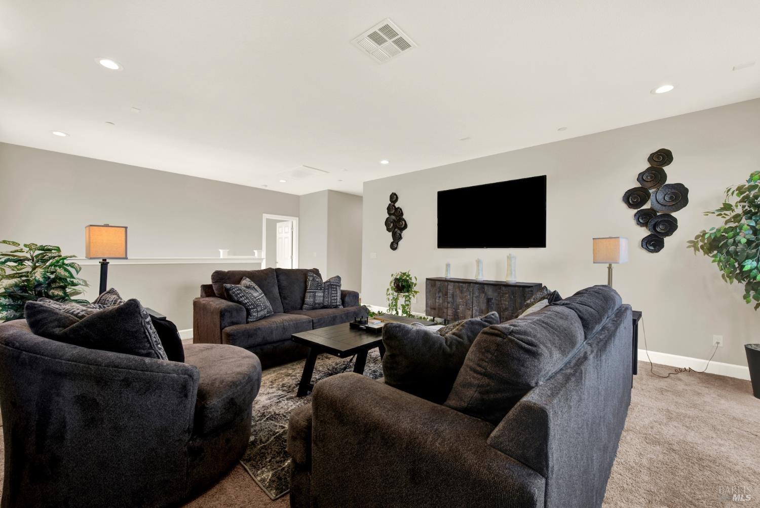 1535 Sword Street Dixon CA 95620
