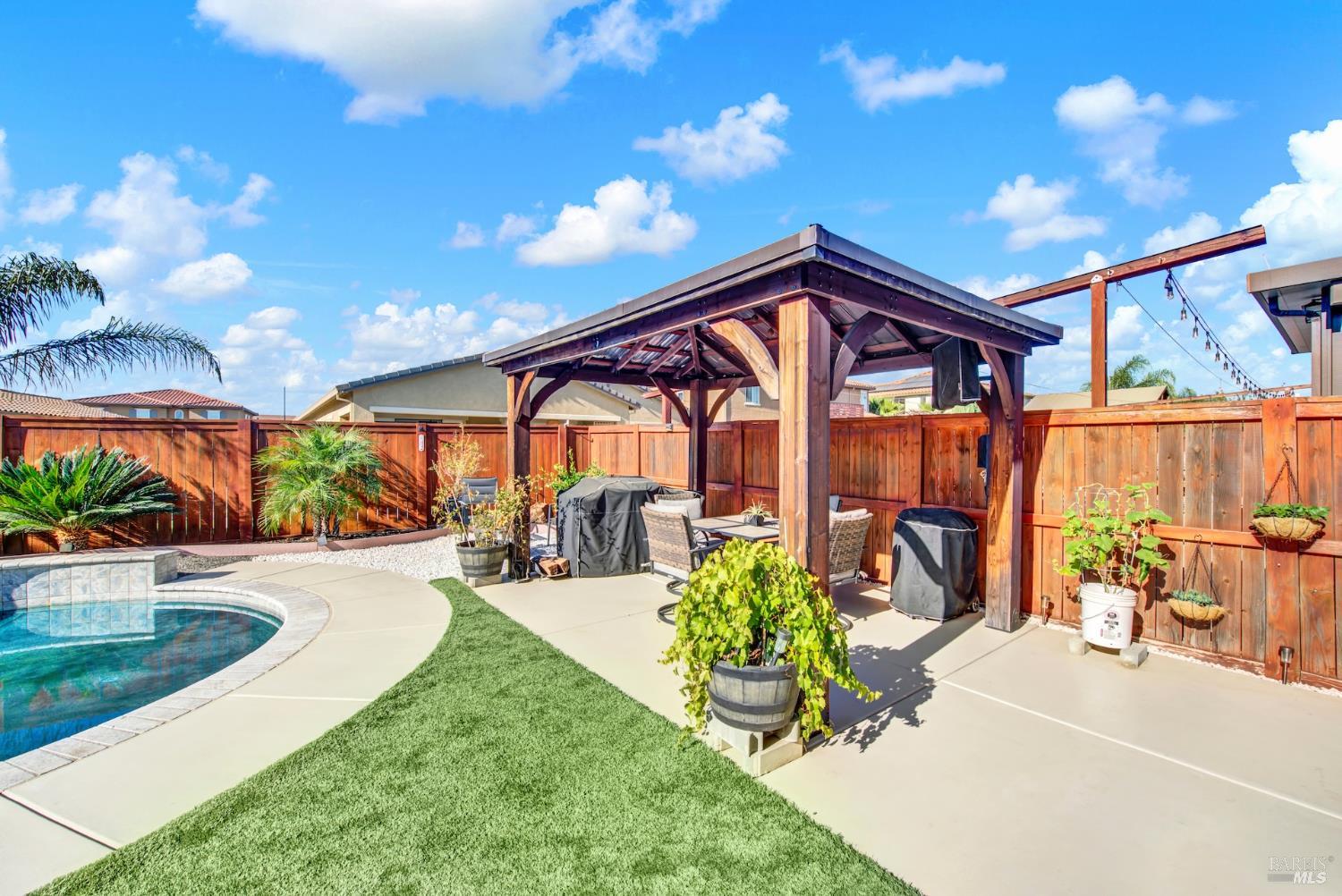 1535 Sword Street Dixon CA 95620