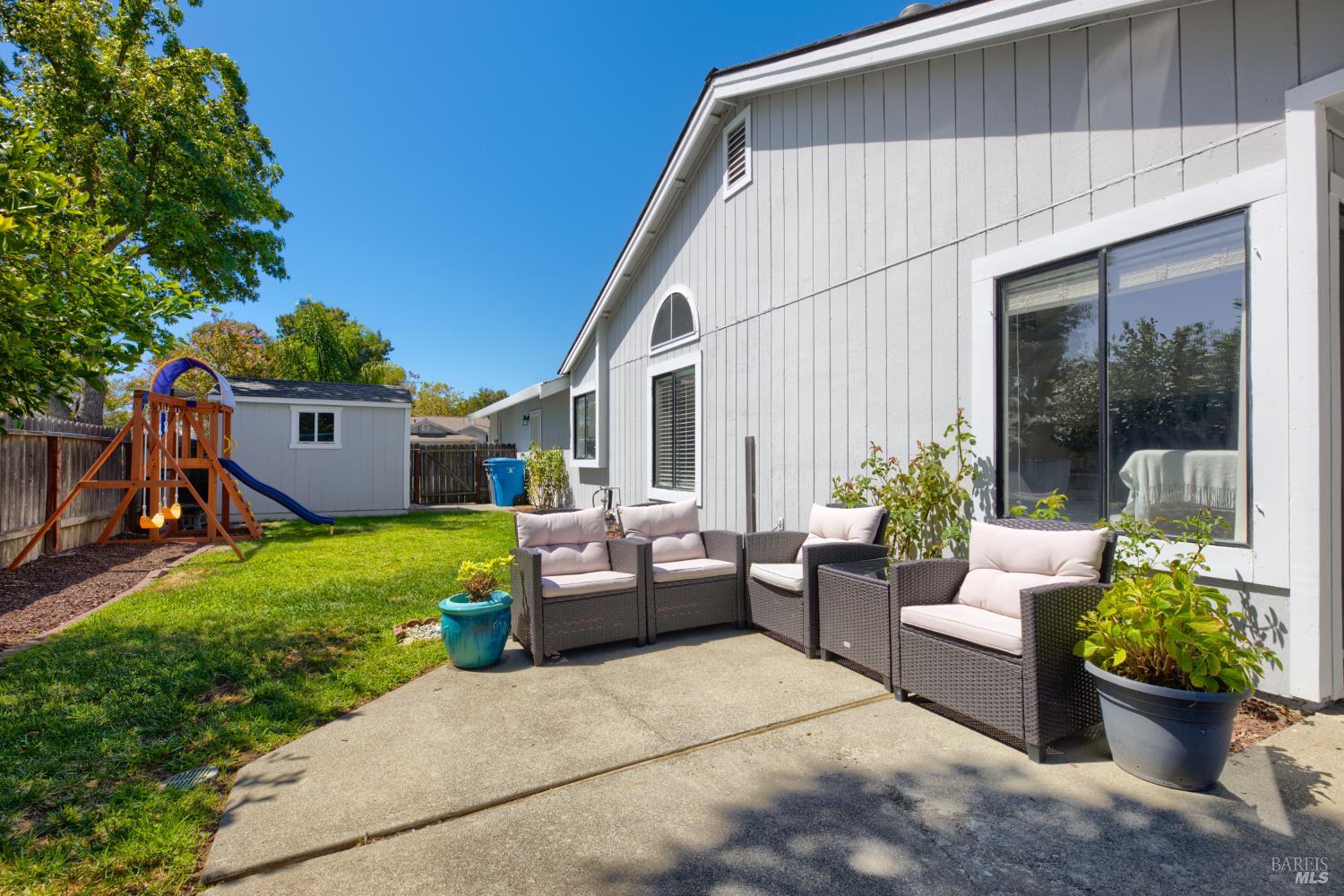 755 Oakvale Way Vacaville CA 95687