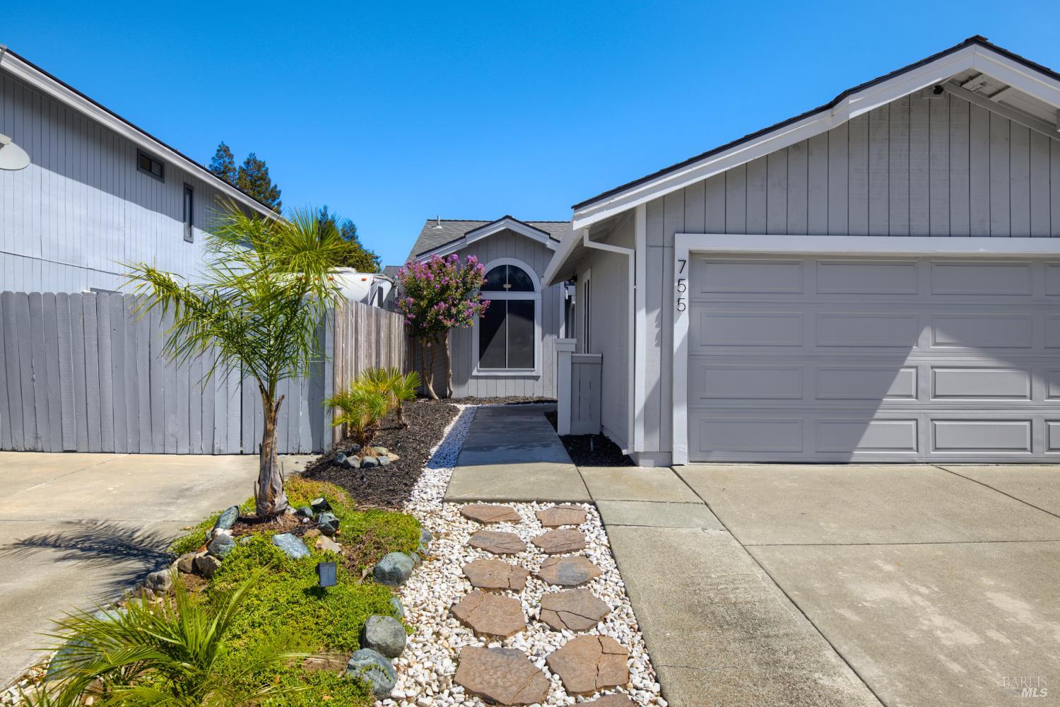 755 Oakvale Way Vacaville CA 95687