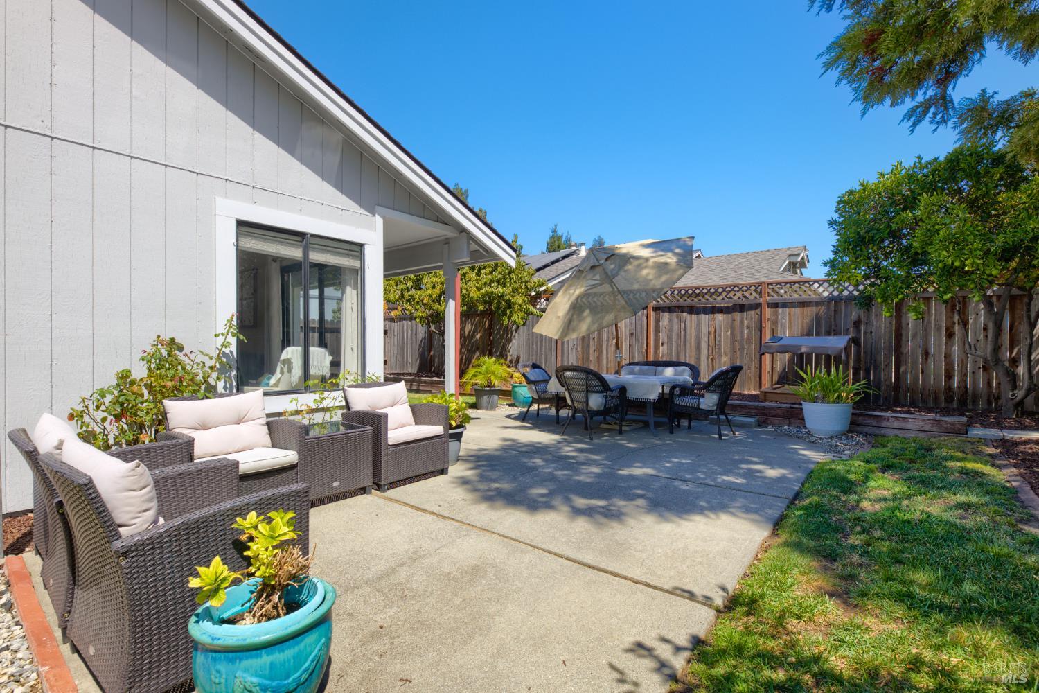 755 Oakvale Way Vacaville CA 95687