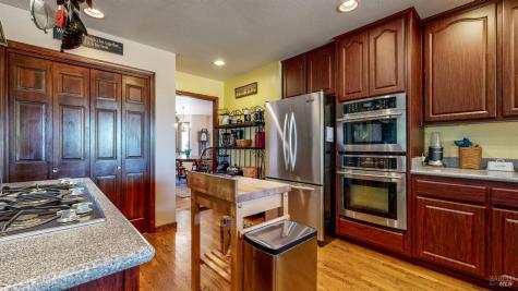 4389 Summit View Ranch Road Santa Rosa CA 95404