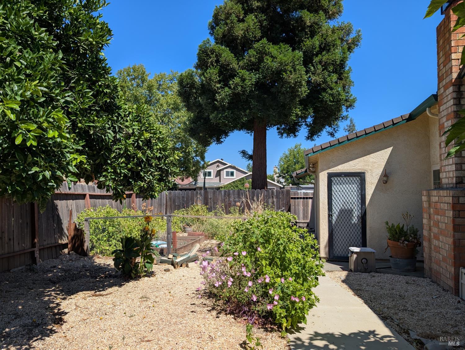 654 Houston Court Vacaville CA 95687