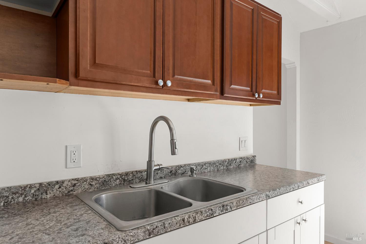 1041 Creek Side Court Laytonville CA 95454