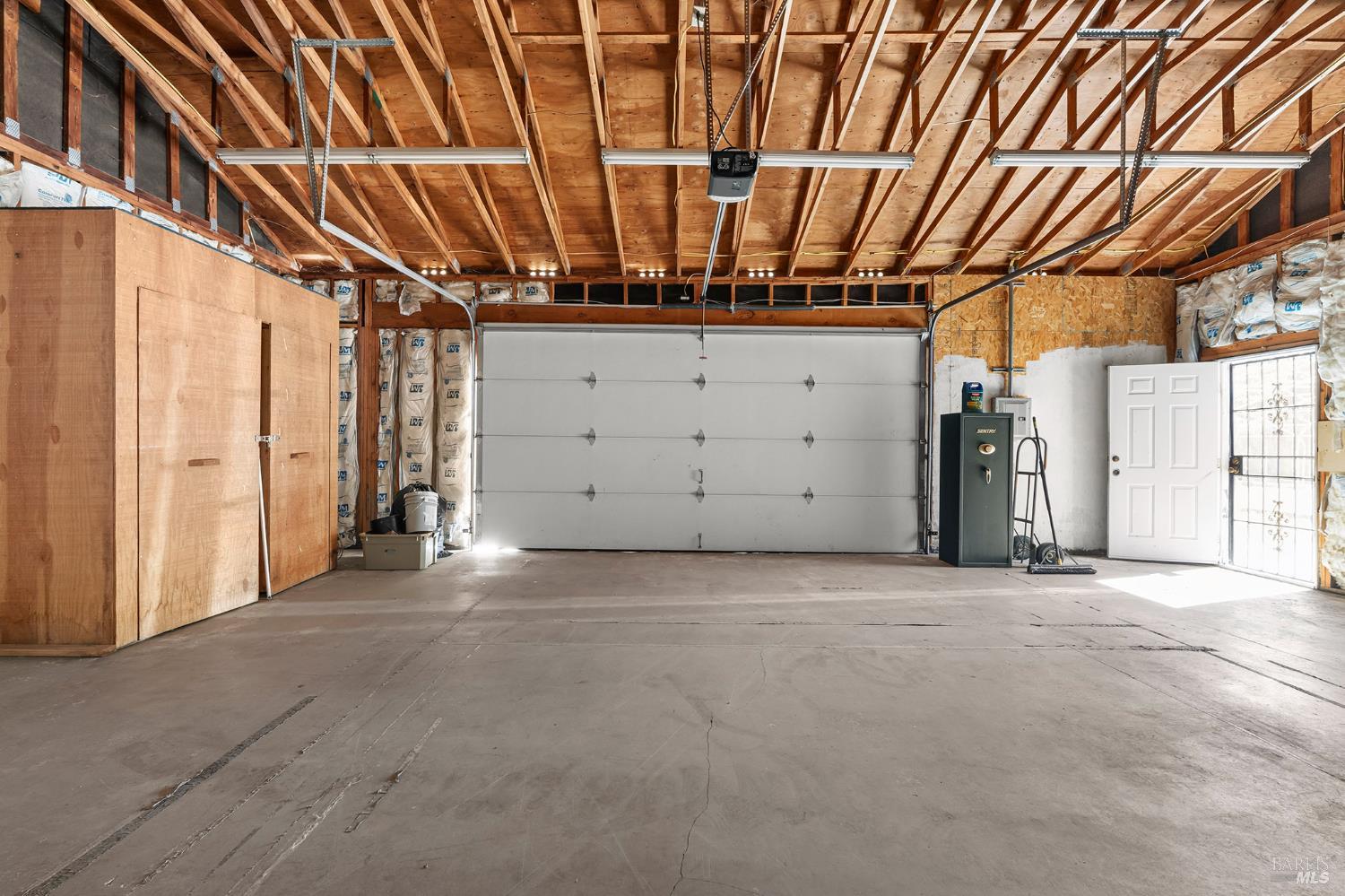 1041 Creek Side Court Laytonville CA 95454