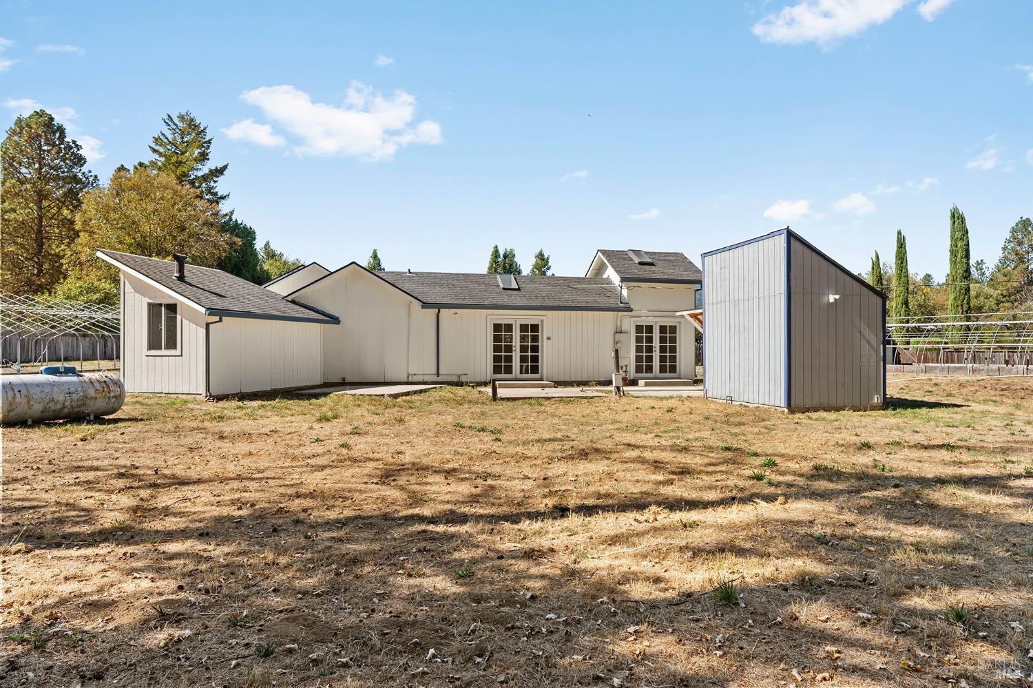 1041 Creek Side Court Laytonville CA 95454