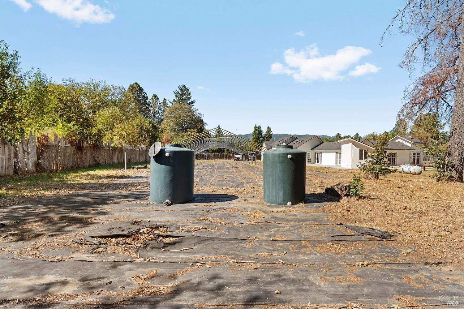 1041 Creek Side Court Laytonville CA 95454