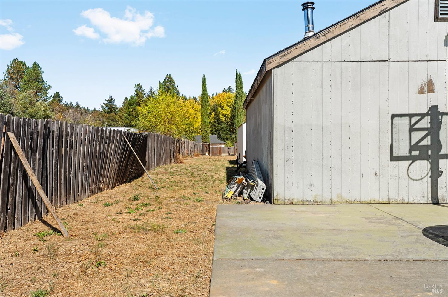 1041 Creek Side Court Laytonville CA 95454
