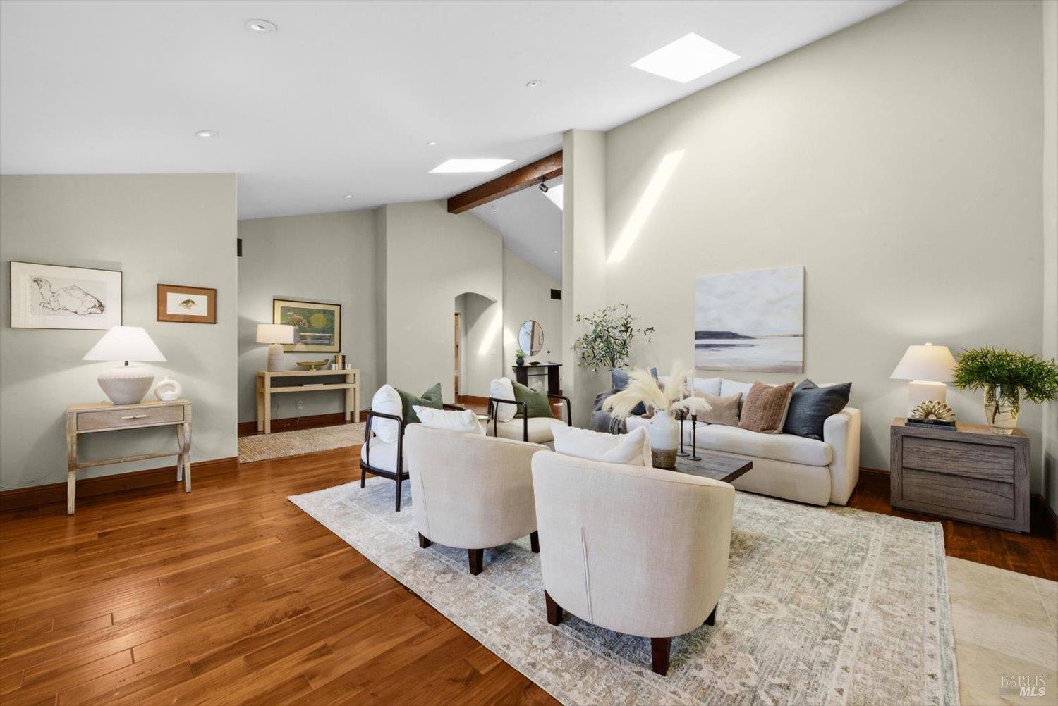 977 Pratt Avenue St. Helena CA 94574