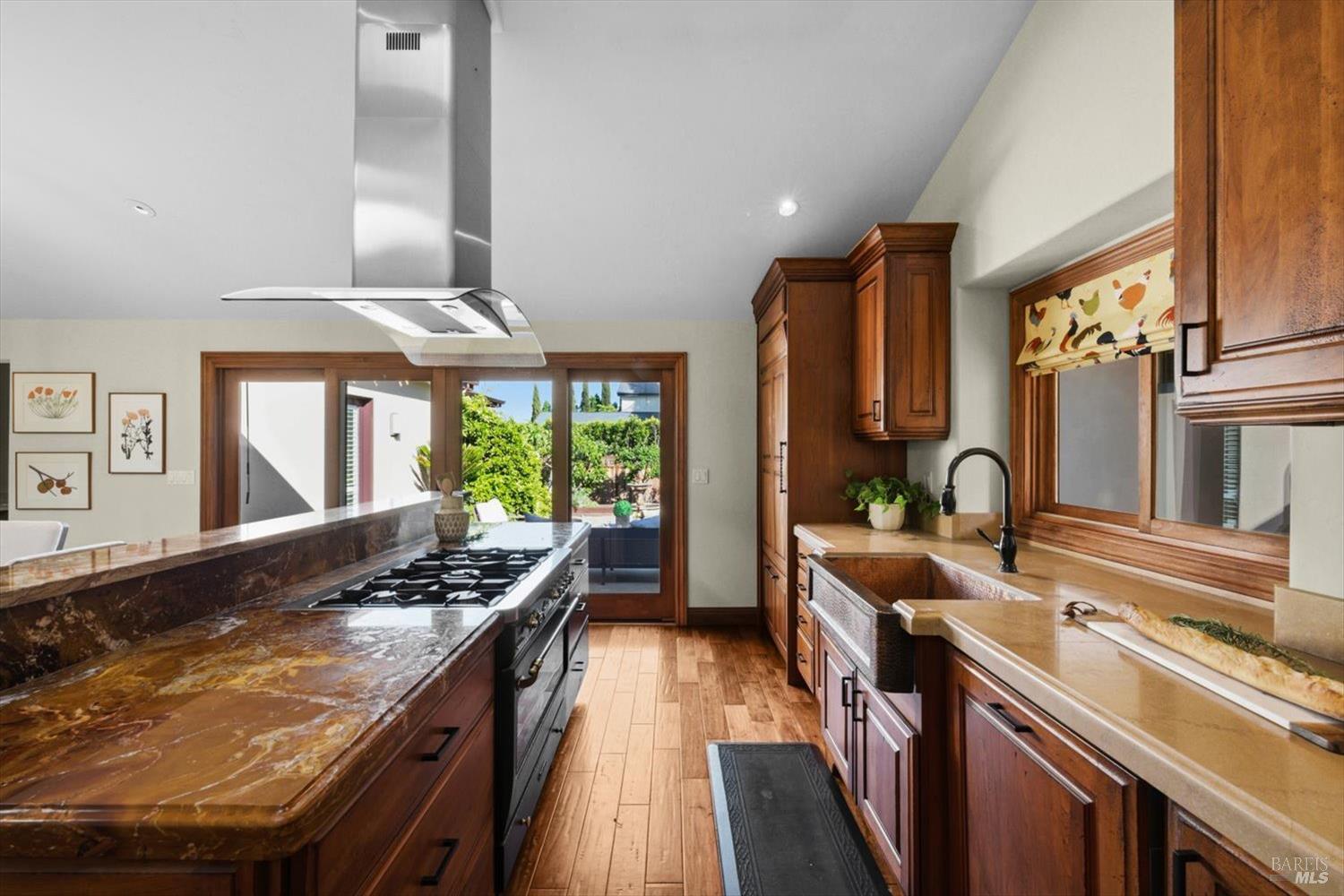 977 Pratt Avenue St. Helena CA 94574