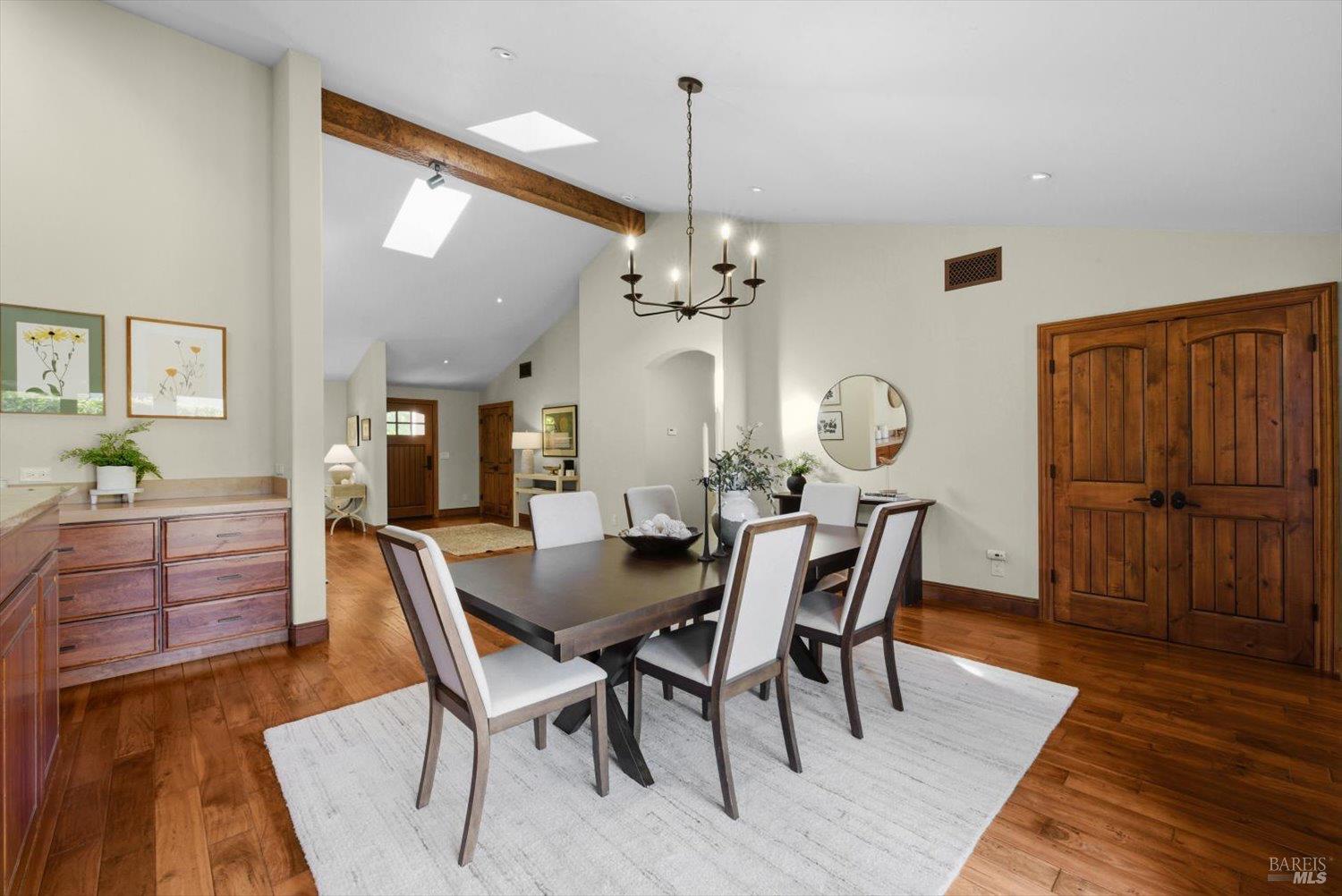 977 Pratt Avenue St. Helena CA 94574