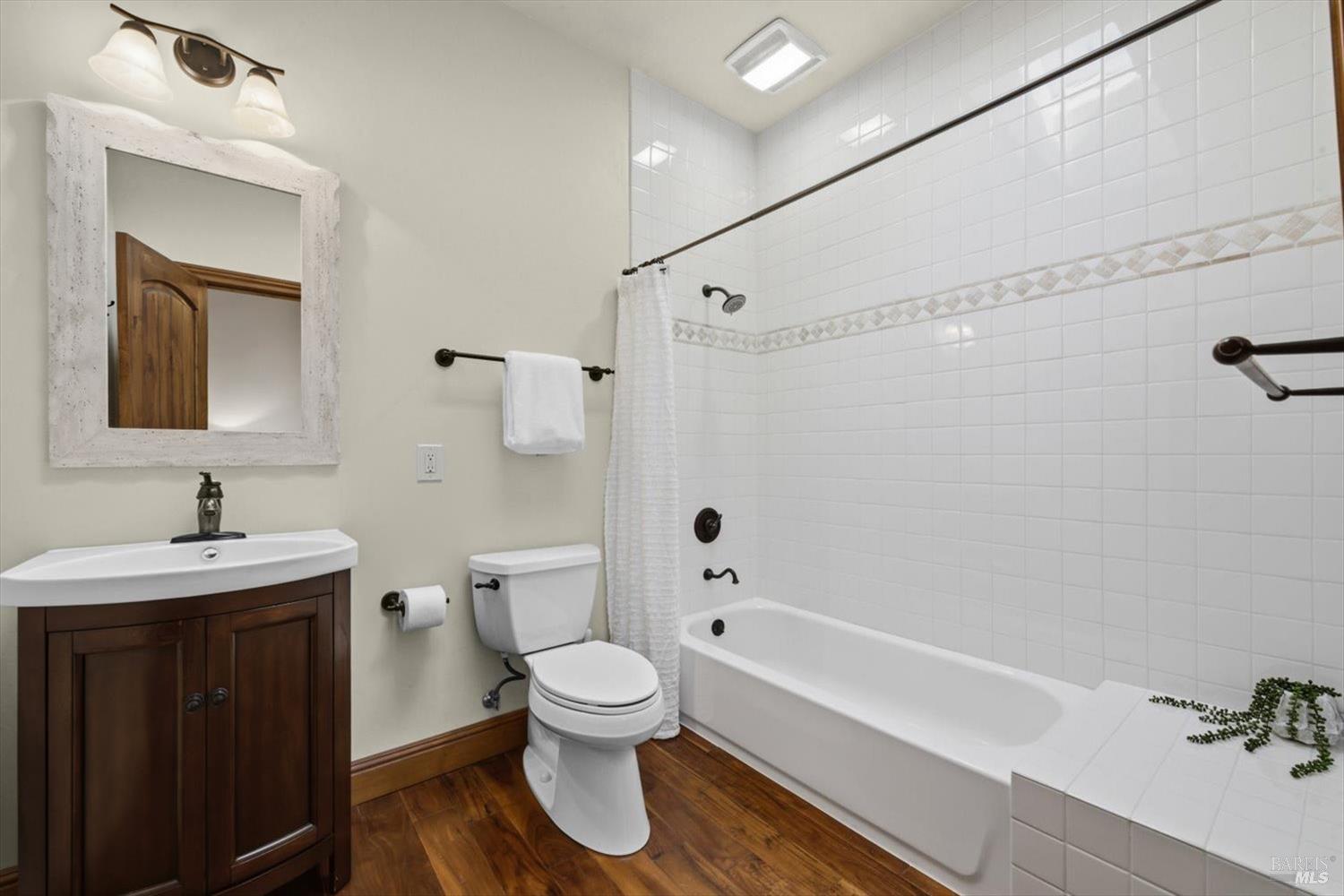 977 Pratt Avenue St. Helena CA 94574