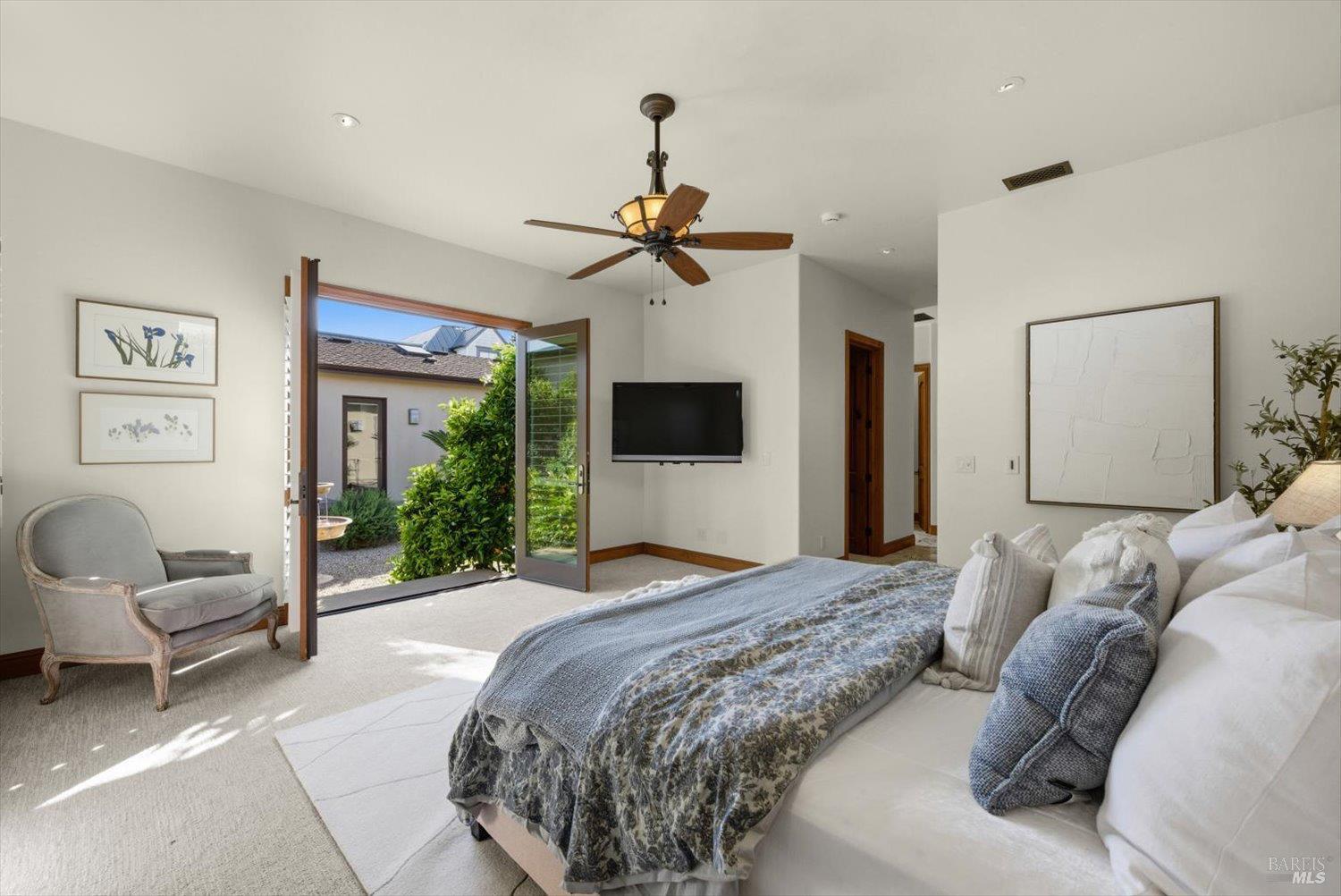 977 Pratt Avenue St. Helena CA 94574