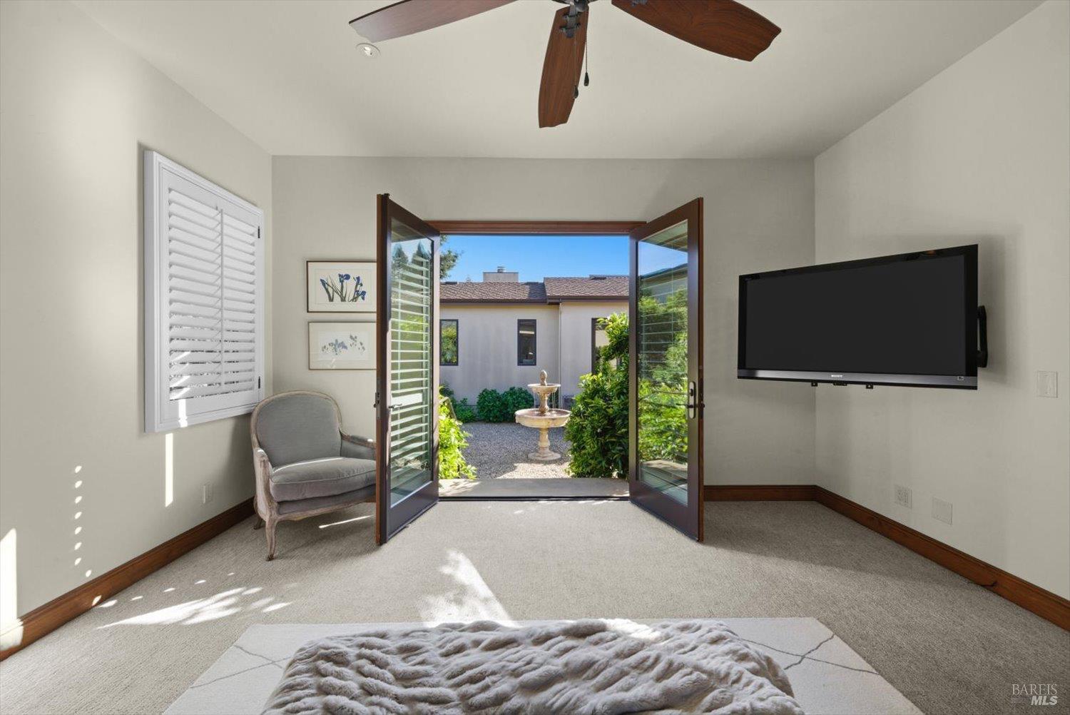 977 Pratt Avenue St. Helena CA 94574