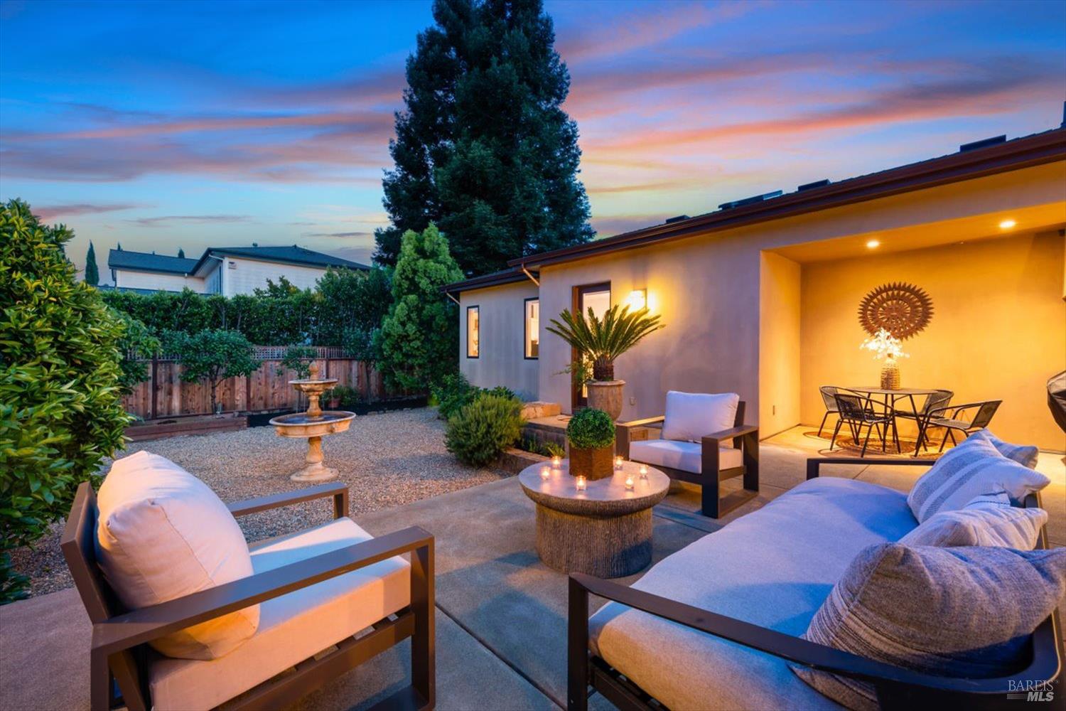 977 Pratt Avenue St. Helena CA 94574