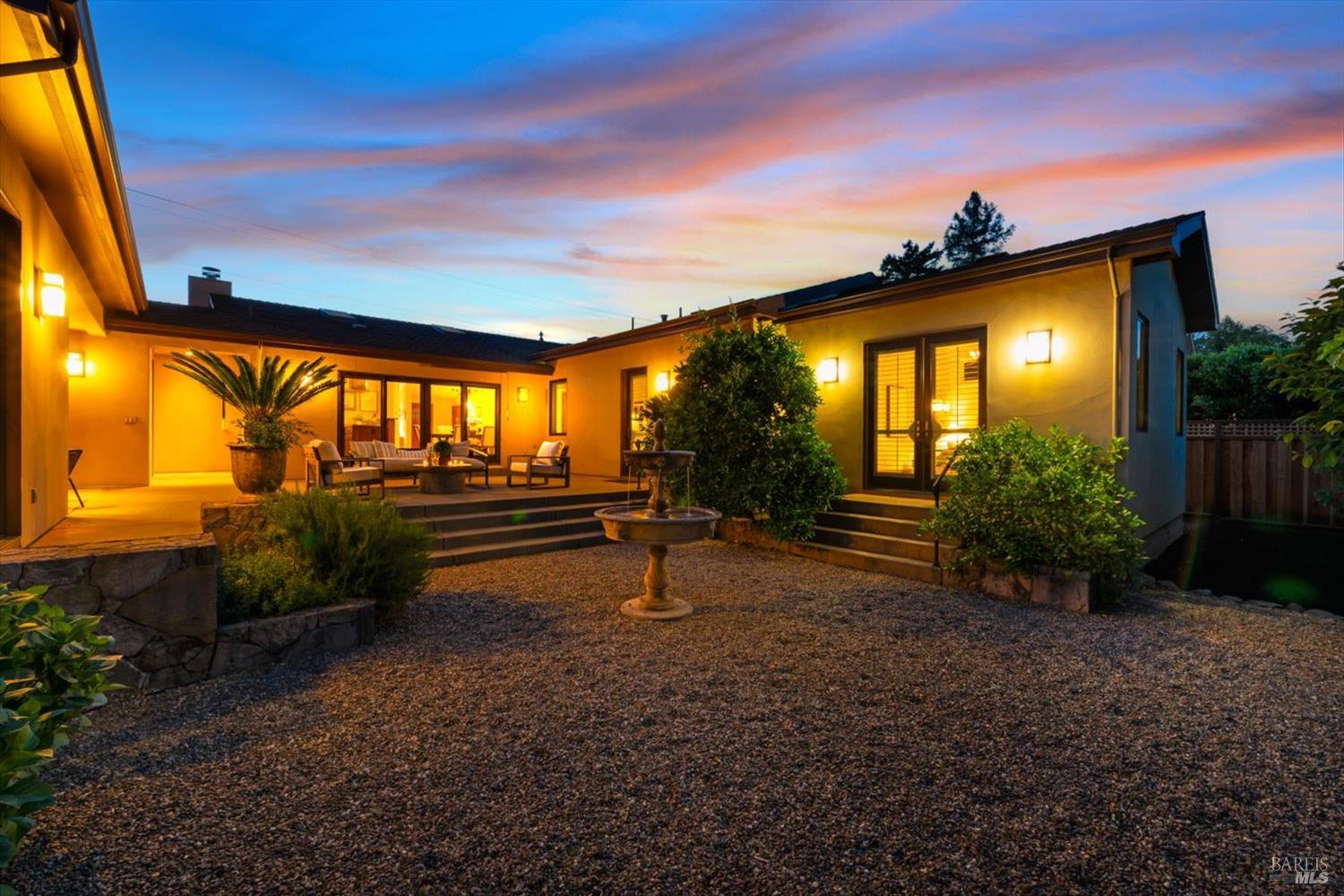 977 Pratt Avenue St. Helena CA 94574