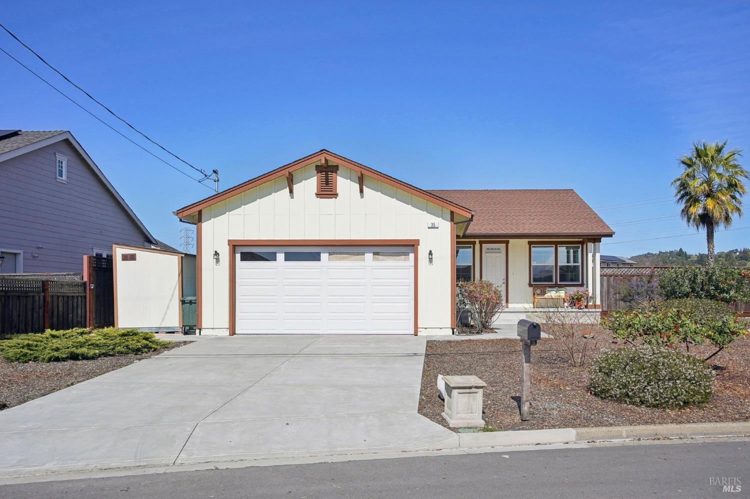 35 Brighton Court Santa Rosa CA 95403