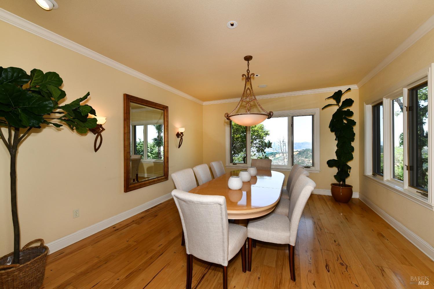 100 Longhorn Ridge Road Napa CA 94558