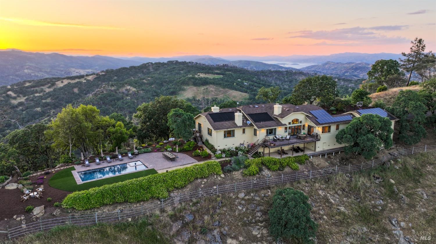 100 Longhorn Ridge Road Napa CA 94558