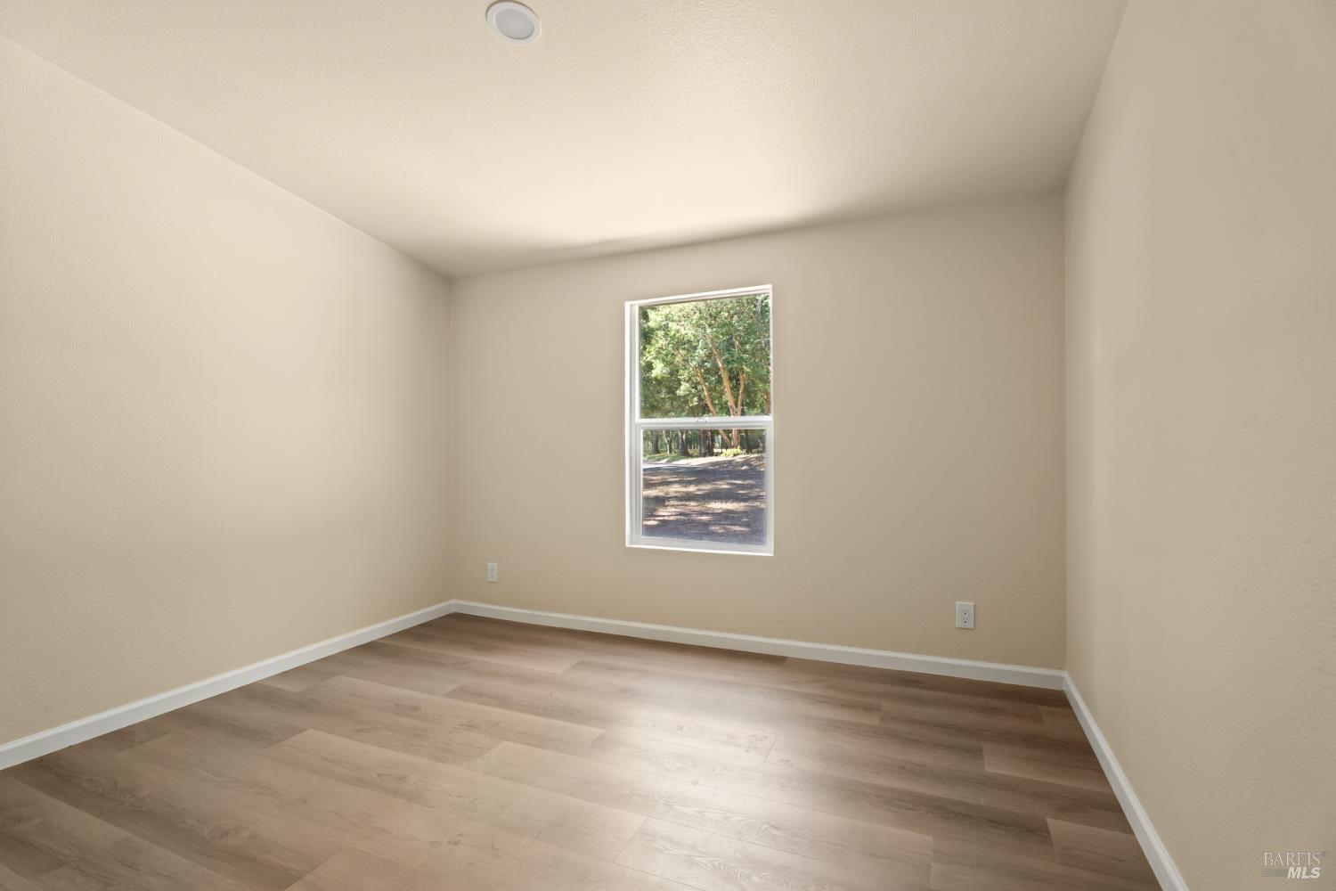 78611 Mina Road Covelo CA 95428