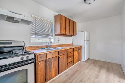 4475 Dowdell Avenue Santa Rosa CA 95407